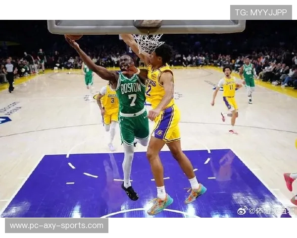 湖人再战凯尔特人，争锋激烈上演经典对决，谁将笑傲全场