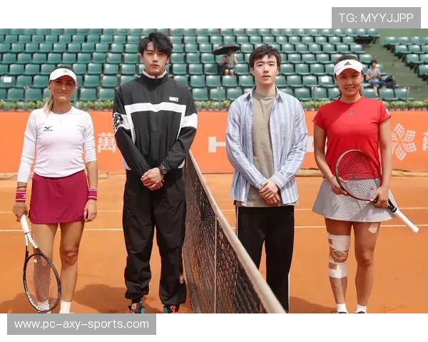 李军谈网球生涯：从青涩少年到职业选手的心路历程回顾