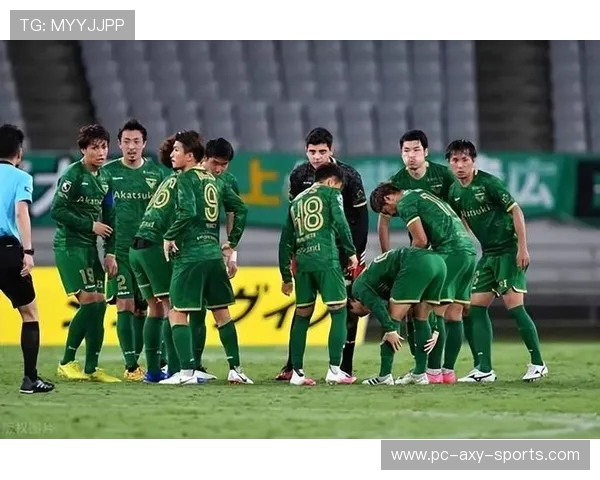 山口雷法激战群马球队全力争胜展现实力与团队精神